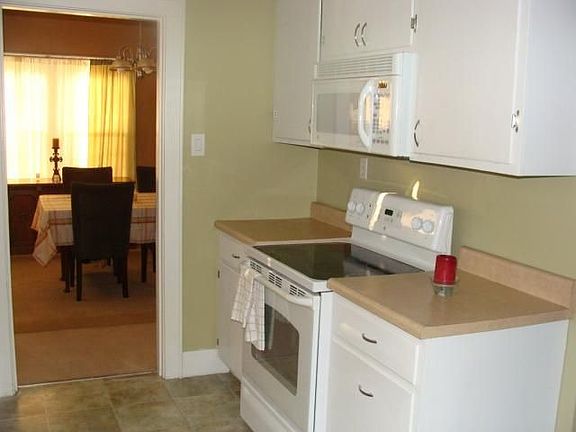 4th image of 1701 Oberon Dr