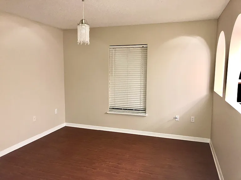 1253 Stonewater Cir — Photo 15
