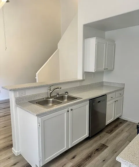 1209 Emerywood Ct #X — Photo 6