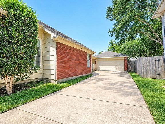 3rd image of 4230 Torrey Creek Ln