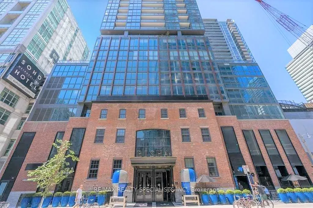88 Blue Jays Way — Photo 1