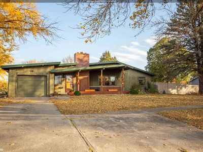 1605 E Nebraska St, Algona, IA, 50511