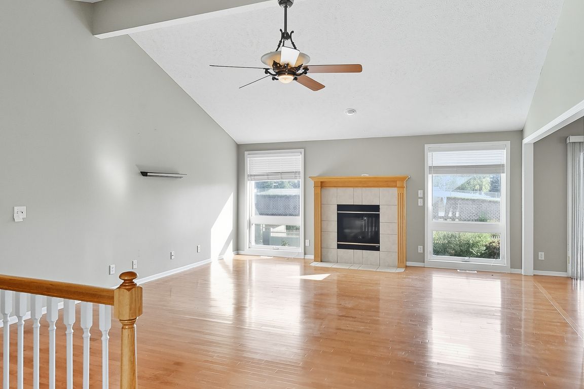 next background image