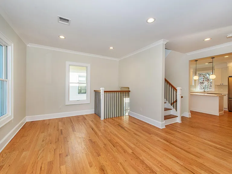 3 Irving Pl #A — Photo 8