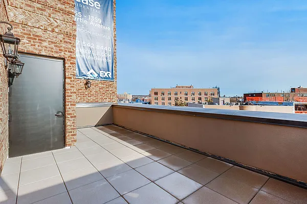 Rented by Nooklyn NYC LLC | media 38