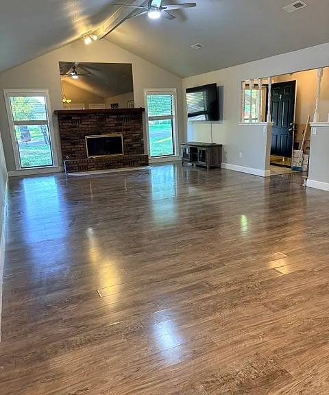 2814 W Highland Dr — Photo 4