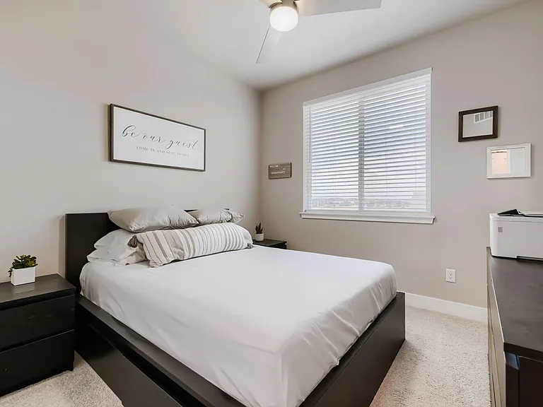 9860 E 62nd Ave — Photo 12
