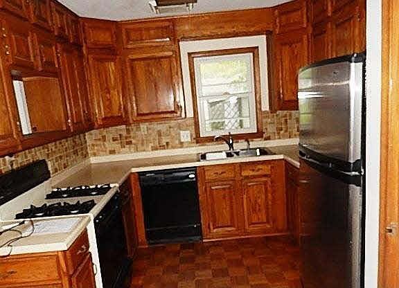 5th image of 6700 Bloomington Avenue
