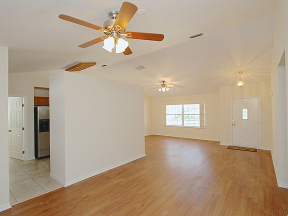 3rd image of 8027 SE 73rd Dr