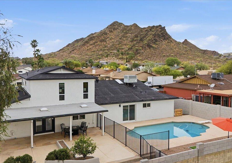 2218 E SUNNYSIDE Drive, Phoenix, AZ 85028 | Zillow