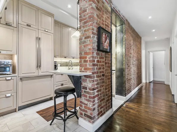 425 West End Avenue 3A image 3 of 10