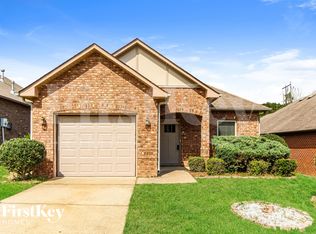 613 Johnnys Cv, Leeds, AL 35094