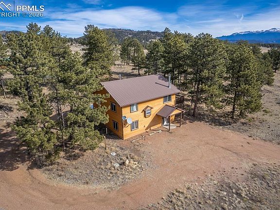 3rd image of 345 Meadow Ln
