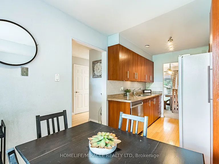 2335 Council Ring Rd — Photo 17