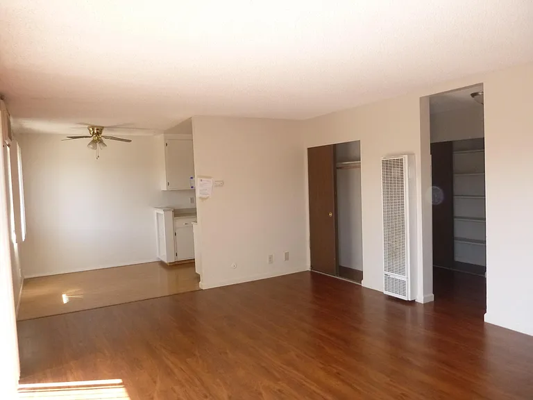 624 Enos Way #8 — Photo 7