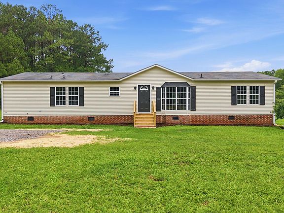 3rd image of 102 Pineview Dr