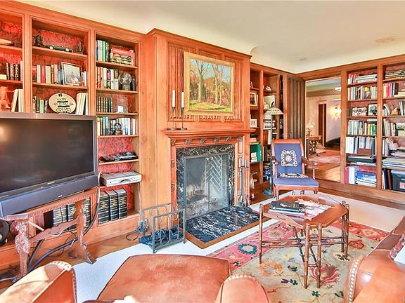 3rd image of 58 Tudor Pl