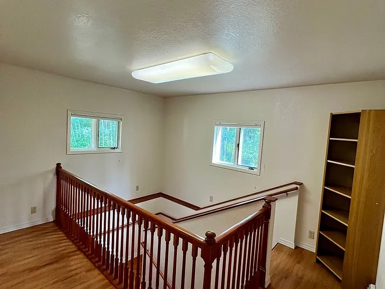 1569 La Rue Ln — Photo 23