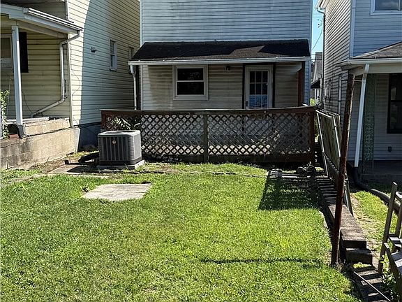 2nd image of 615 9th St