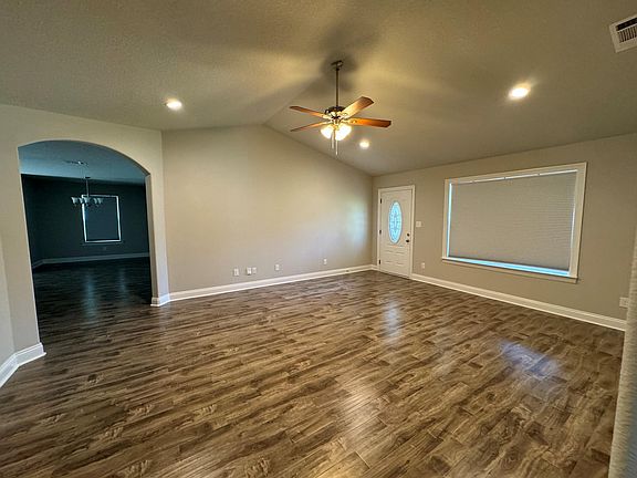 3rd image of 7204 Gordon Evans Rd