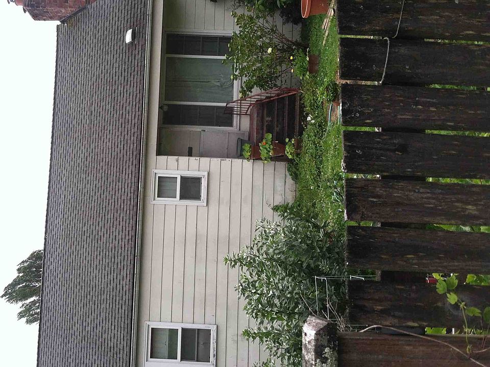 1st image of 7756 Ravenna Ave NE