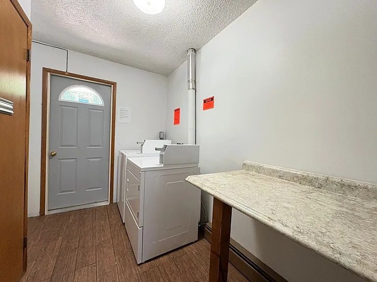 Patricia Park Apartments — Photo 8