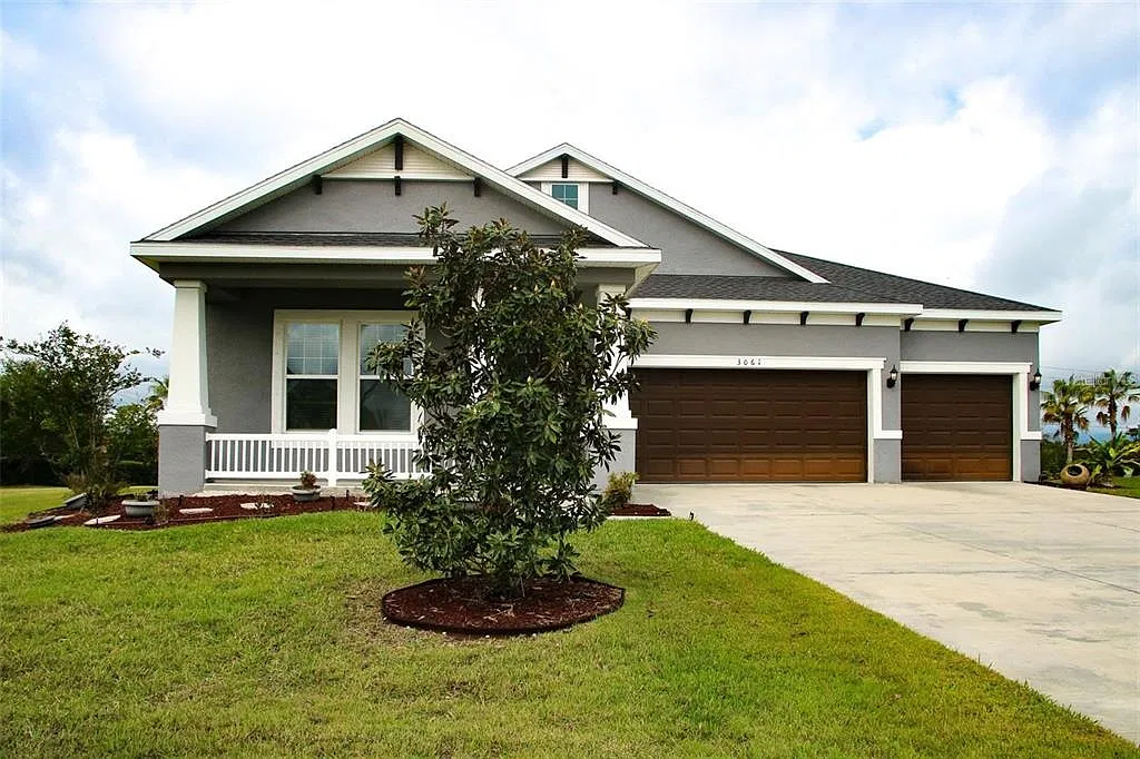 4 bed, 3.0 bath, 2498 sqft, $3,300 — Photo 2