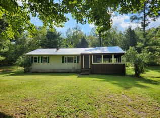 24 Goff Rd, Westport, NY 12993