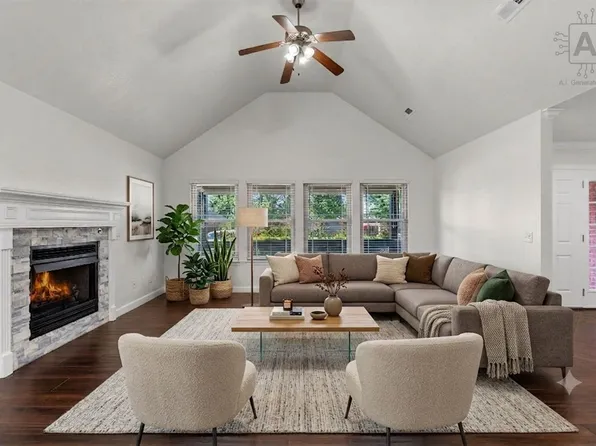 207 E Post Rd, Rogers, AR 72758