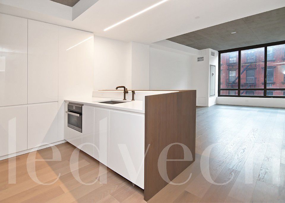 1st image of 196 Orchard St #4-L