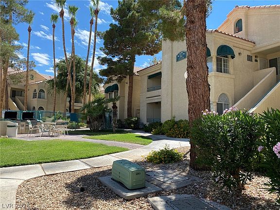 2nd image of 2251 Wigwam Pkwy APT 1722