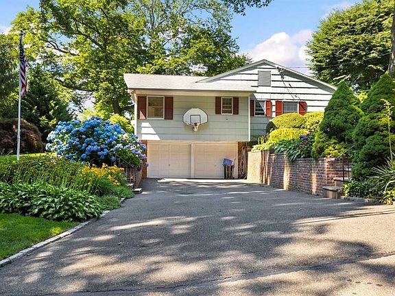 3rd image of 30 Sunview Dr