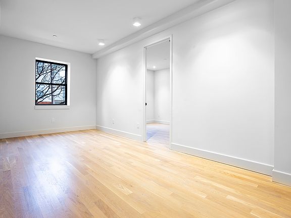 4th image of 287 Powers St #3P