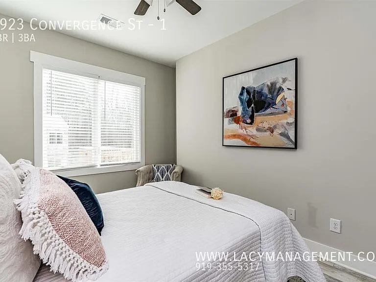 3923 Convergence St #1 — Photo 40