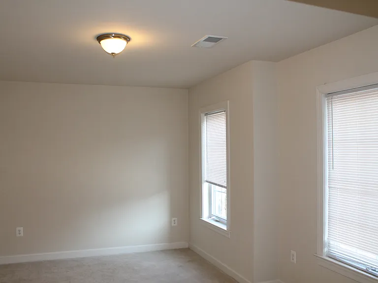24907 Earlsford Dr — Photo 16