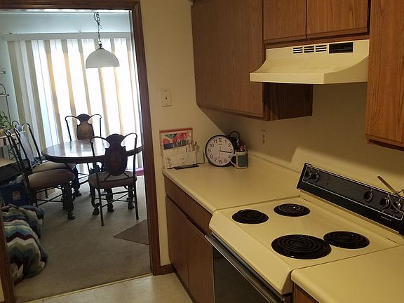 3rd image of 8600 Grandview Ave