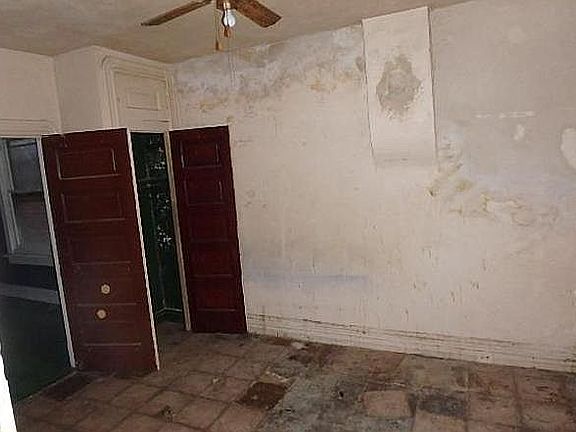 5th image of 4204 E Lexington Ave