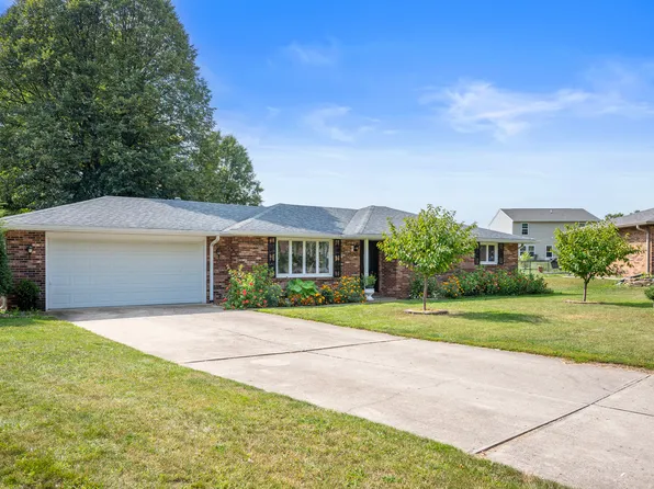 1309 Park Circle Dr, Anderson, IN 46012