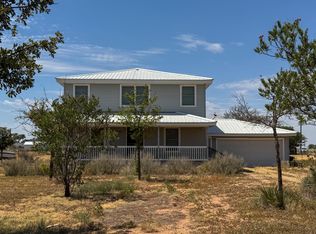407 Kennedy St, Smyer, TX 79367