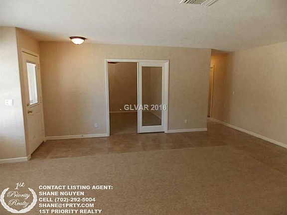 3rd image of 880 Crazyhorse Way