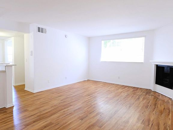 3rd image of 10615 Woodbridge St APT 104