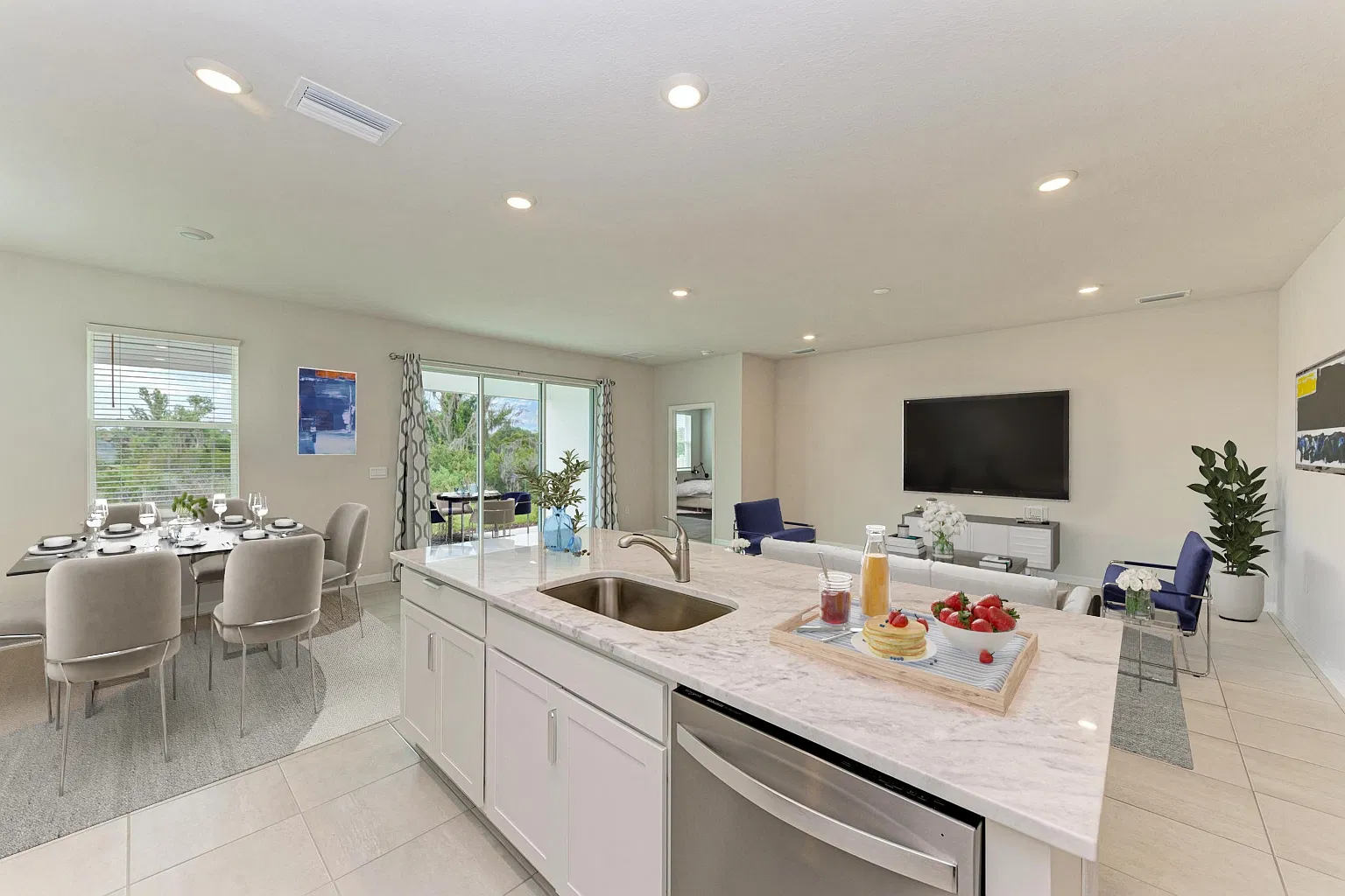 4 bed, 2045 sqft, $2,850 — Photo 4