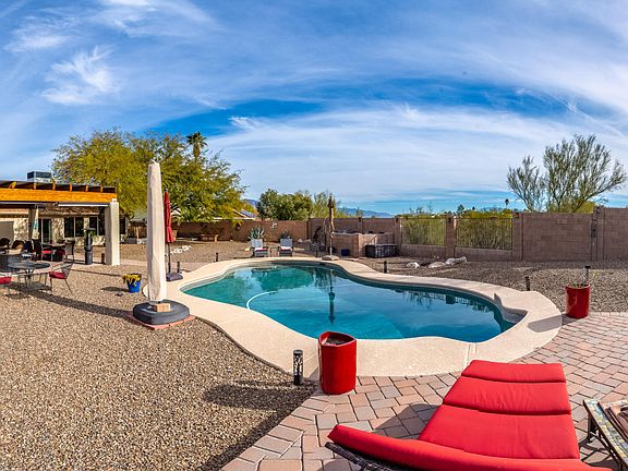2nd image of 2861 W Calle De Dalias
