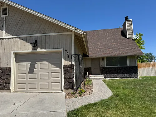438 438/440 Forest Vale Cir Photo 1
