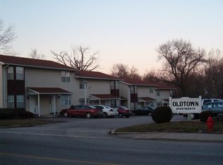 690 N Main St APT B, Edwardsville, IL