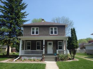 612 Roosevelt Rd, Kohler, WI 53044