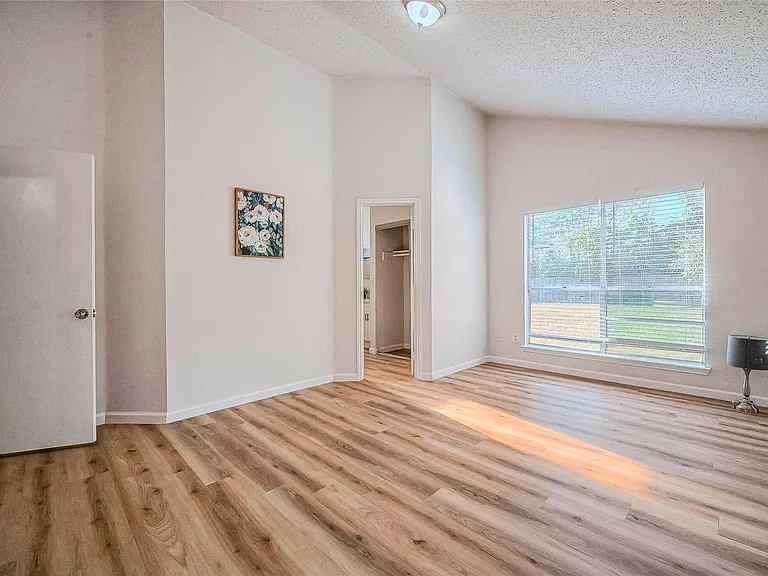18211 Dinner Creek Dr — Photo 15