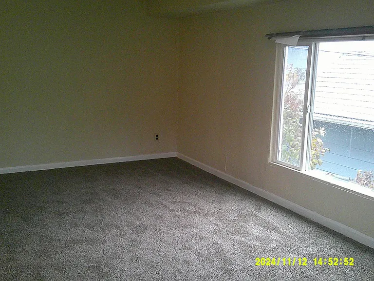 2056 NW Van Buren Ave #1-2 — Photo 4
