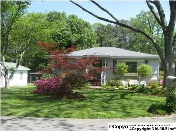 602 4th St NW, Arab, AL 35016