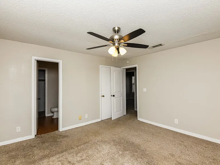 505 Plainview Dr — Photo 11